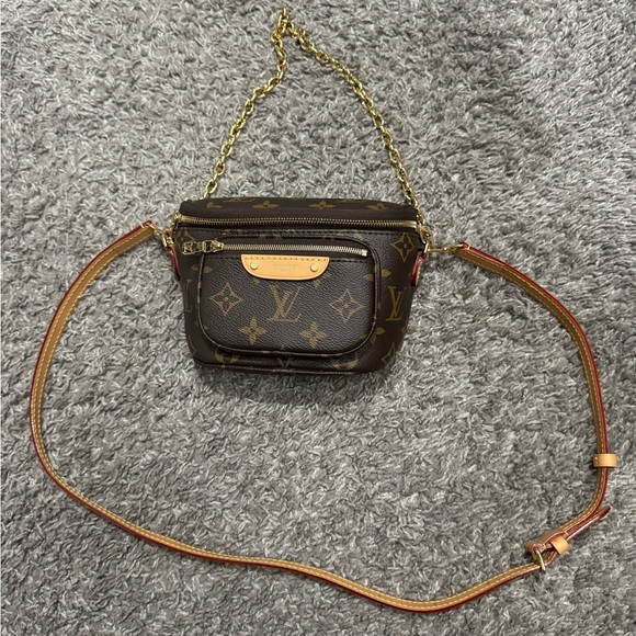 Louis Vuitton Brown Monogram Crossbody Bag - Picture 2 of 13